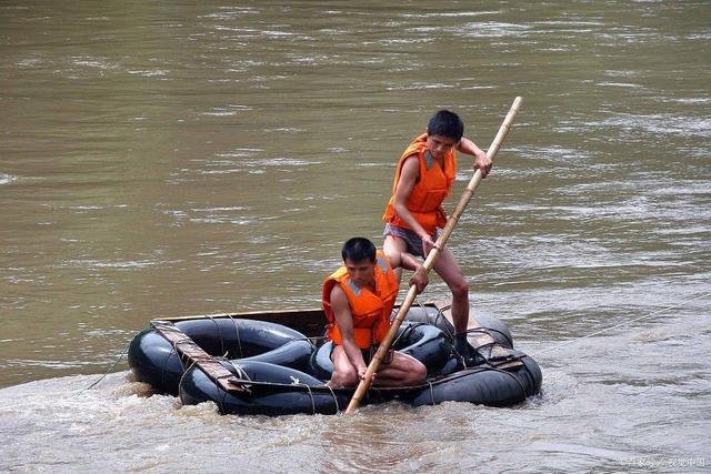 河北家门口失踪姐弟被找到时已溺亡，他们是如何失踪的？