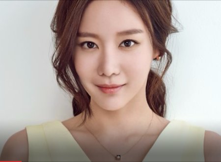 歌词中高潮的时候有im a beautiful girl的是什么歌