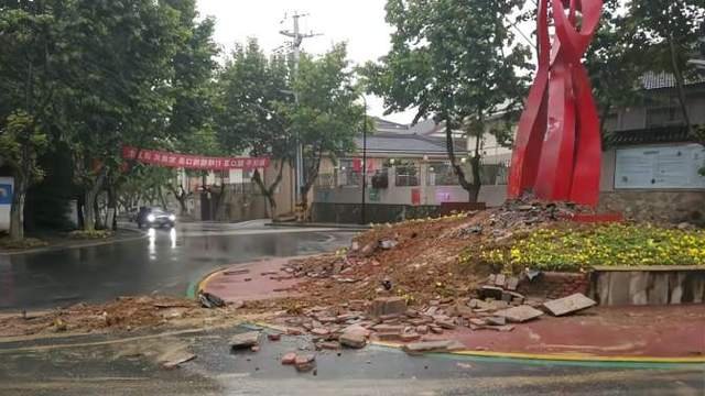 江苏宜兴发生灭门惨案，惨案发生的原因是什么？