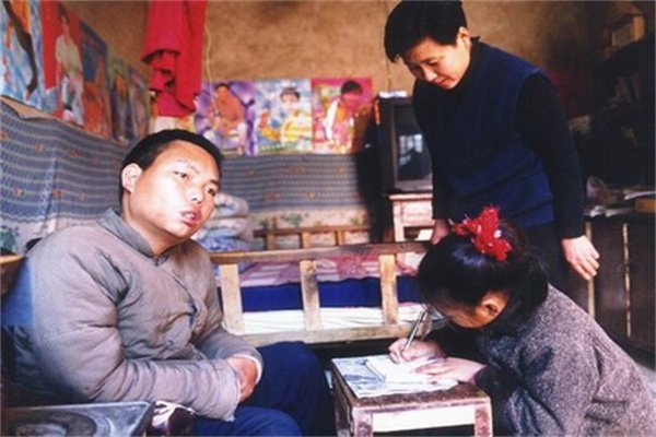 马文仲谷庆玉有几个孩子