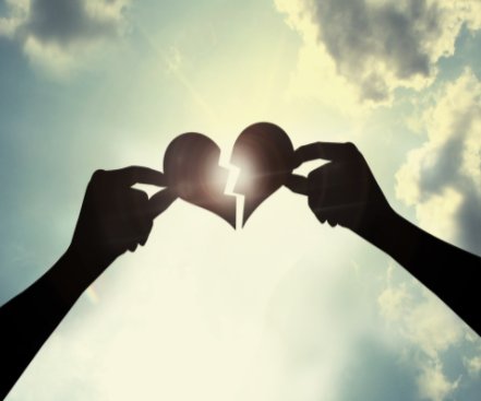 和对象分手一个月后，依旧忘不了对方，应该怎么走出来？