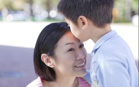 母亲节祝福语，只要八个字。