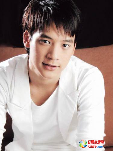 求来自泰国的电视剧，《伤痕我心》的男主角敦南是谁主演的