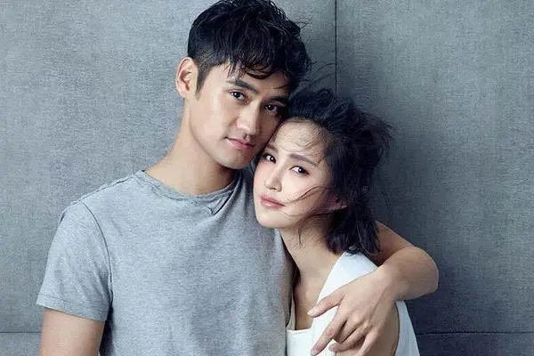 袁弘公开视频悼念外婆：愿一路走好，他在生活中是个怎样的人？