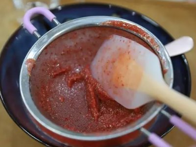 草莓冰激凌怎么做