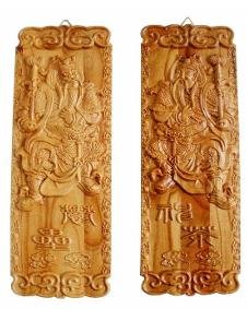 千门万户曈曈日，总把新桃换旧符中的新桃和旧符指的是什么