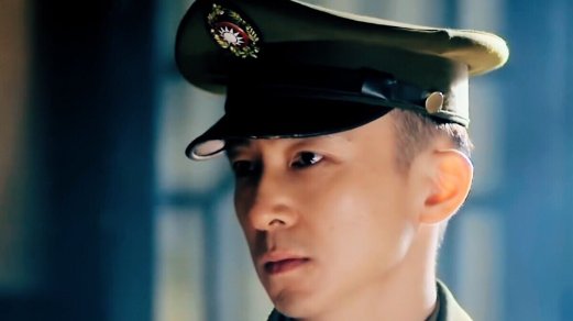 《一代枭雄》里的胡秘书长是谁?