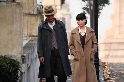 如何评价霍建起的《萧红》和许鞍华的《黄金时代》？