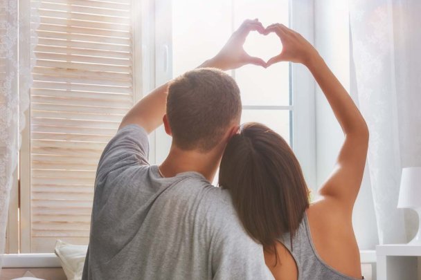 离婚一年后巧遇前妻和儿子，儿子跟我说一句悄悄话，我泪流满面，你怎么看？