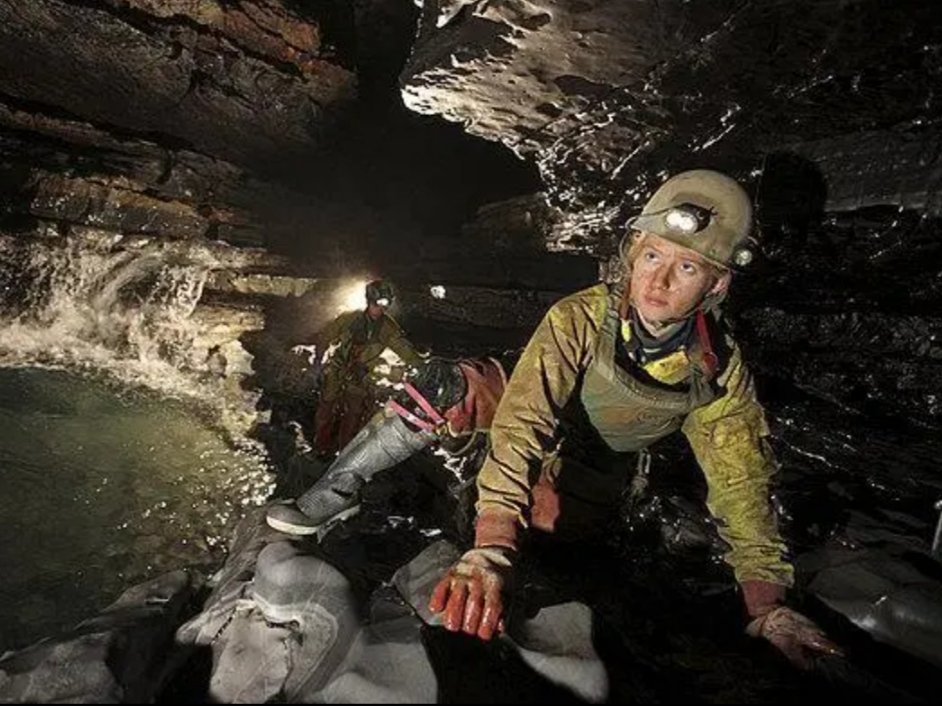 多人洞穴探险后肺部感染险丧命，户外探洞有多危险？康复后为何有后遗症？