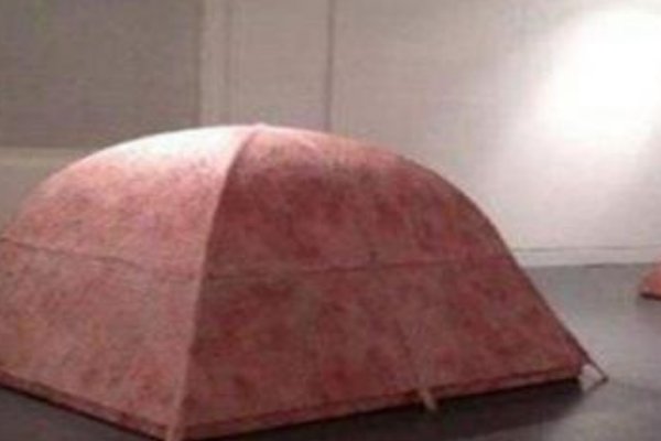 世界上最“恐怖”帐篷,睡一晚获得七万美金,为何至今无人挑战成功?