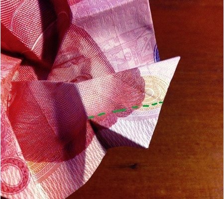 用钱折玫瑰花的方法