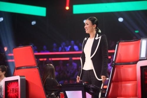 网传姚贝娜是被那英坑的最惨的，为何会有这种说法？