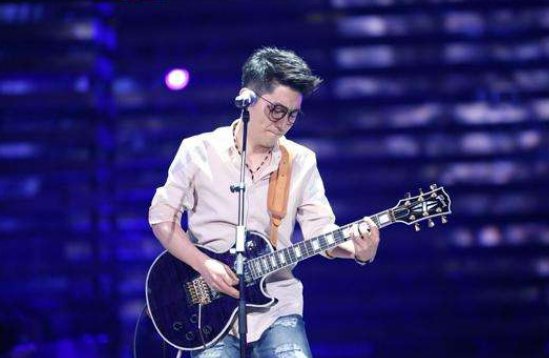 “左眼皮跳啊跳好事摇啊摇”是哪首歌的歌词