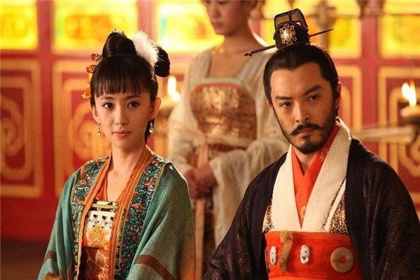 李渊立隋炀帝孙子杨侑为帝，后来李渊夺位后，杨侑的结局如何?