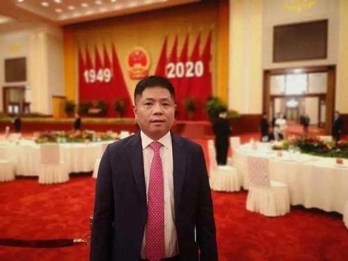 巴西侨领张伟晨练时遭歹徒枪击遇害，他为何会被不法分子盯上？