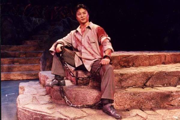 《红岩》人物有哪些？