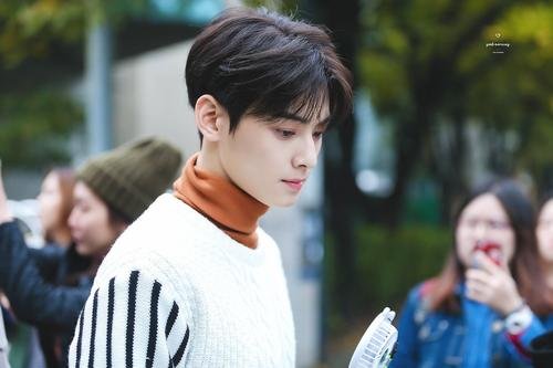 韩国艺人可真苦！车银优曾因长痘哭着道歉，到底发生了什么事情？