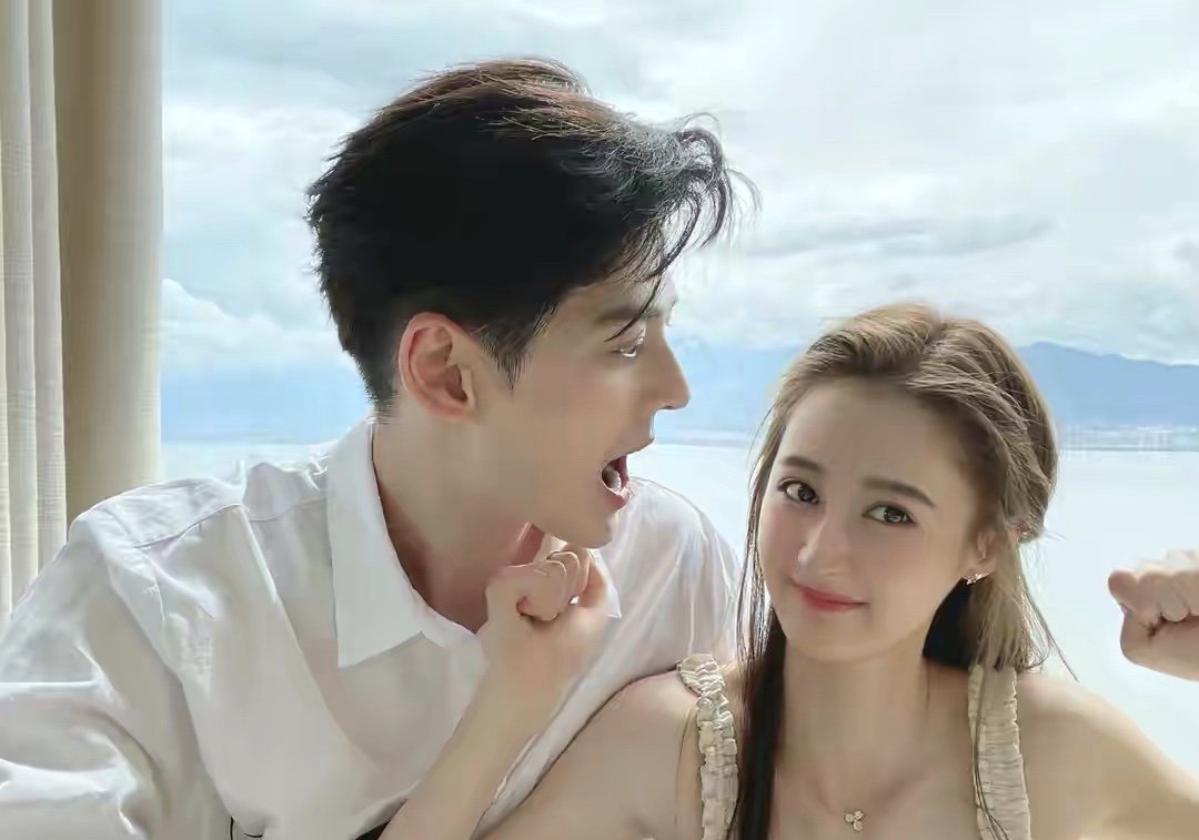 44岁郭品超官宣新恋情，女友是黄子韬公司艺人，他们是如何结缘的？