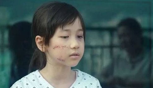 素媛案罪犯近三个月没出门，每月领8000元低保，此事你怎么看？