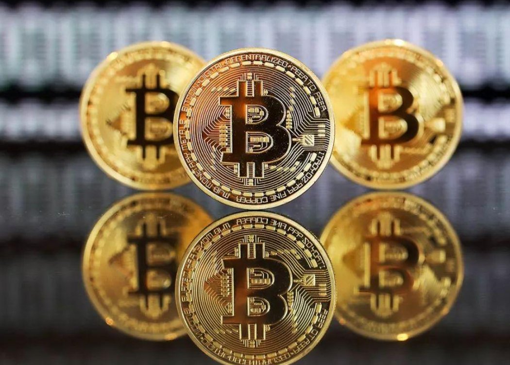 比特币一天跌去4000美元，虚拟货币的未来会怎样？