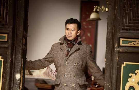 暗红1936剧情简介