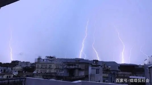 印度70多人遭雷击身亡，如何避免在雷雨天气出现意外？