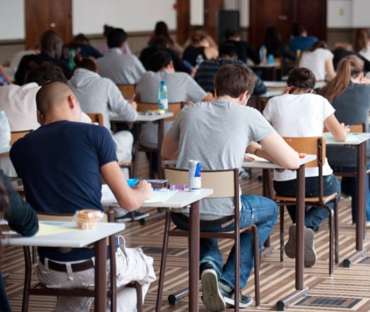 2021年国考补录近2000人，为何会出现这种状况？