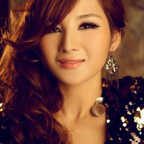 谁能帮我找到这张图片，许佳慧的