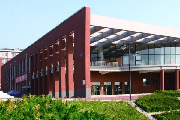 大连艺术学院2023合格分数线