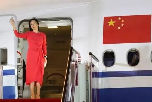 孟晚舟回国航班为什么不直飞深圳而选择绕道北极？