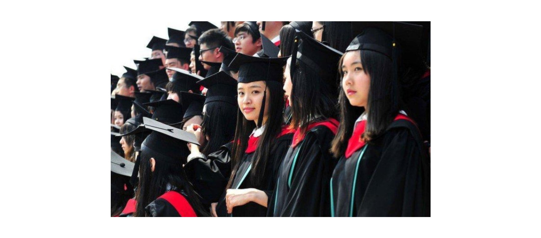 在职研究生属于学历教育吗？