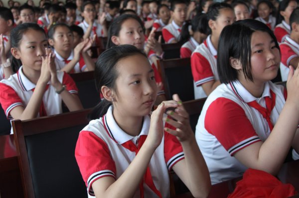 小学六年级考试成绩怎么查？