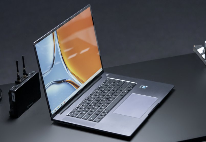 笔记本电脑的尺寸是多少？