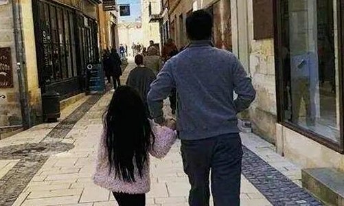 赵薇突然删除所有老公的照片，这是怎么一回事？