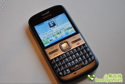 诺基亚E5-00的基本参数