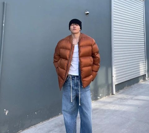 张雨绮牵手小10岁男生现身婚纱店，你看好他们之间的感情吗？