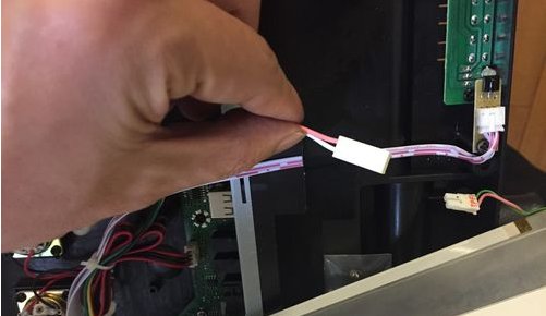 笔记本电脑屏幕拆下来如何改成电视