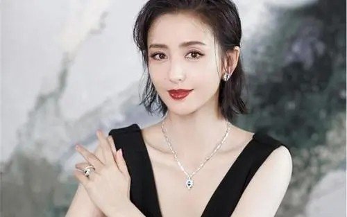 佟丽娅资源为什么突然这么好？