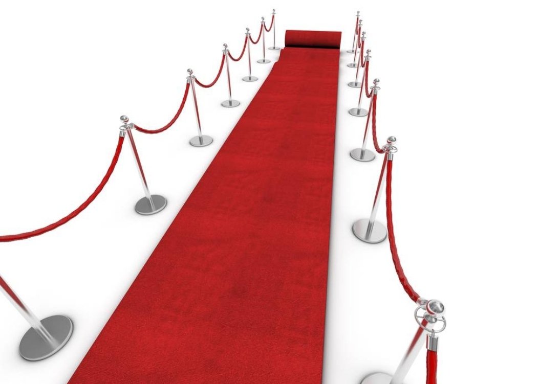 红毯从新郎家直接铺到新娘家，这样的结婚方式有新意吗？