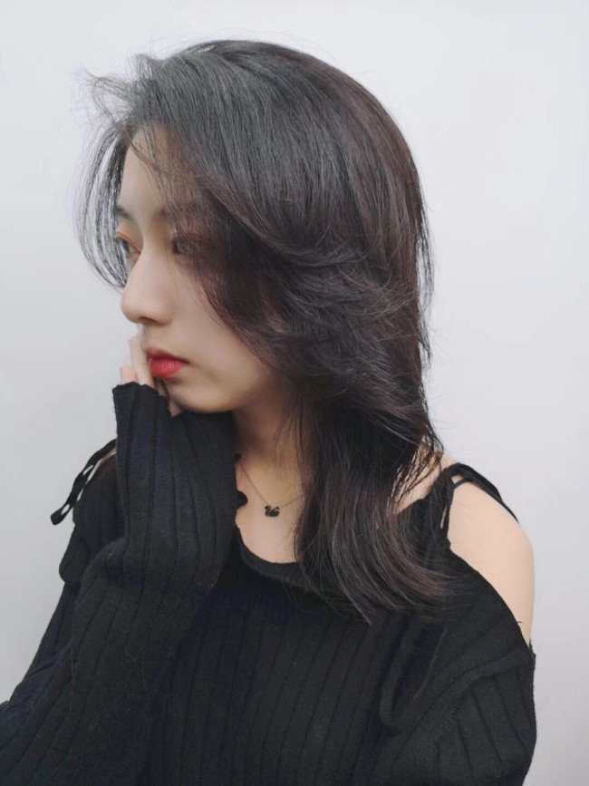 美发培训学校学费多少钱？