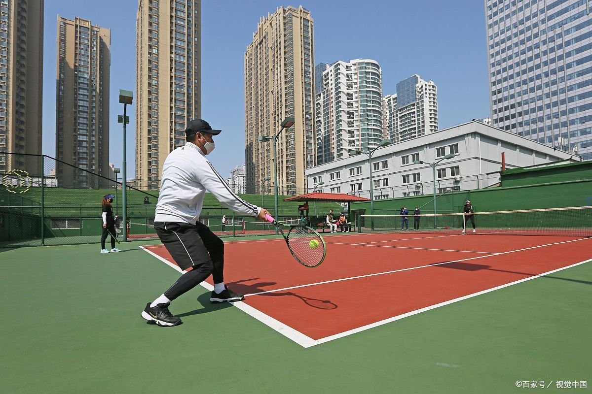 刘畊宏老板暂不考虑让他直播带货，目前他的首要任务是什么？