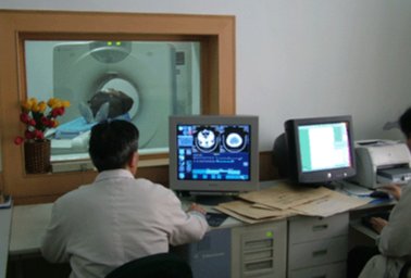 大型医疗设备上岗证报名条件是什么？