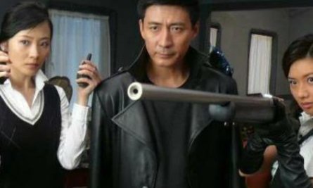 《燕双鹰》系列观看顺序是什么？