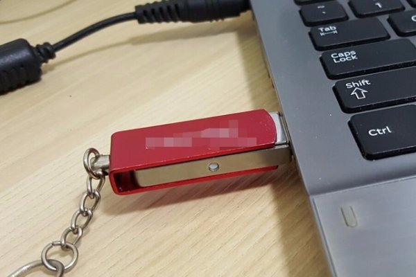 如何用U盘启动电脑进行安装系统？