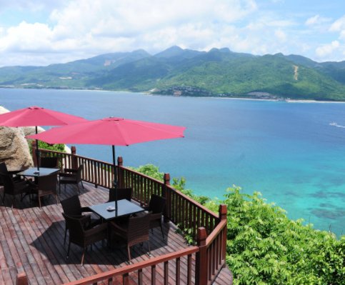 现在的三亚，整个酒店都在讲上海话，当地为何会成为旅游胜地？