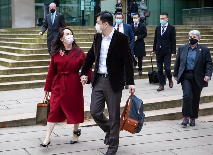 孟晚舟丈夫大喊我爱你，看到妻子回国这一刻，刘晓棕是不是非常激动