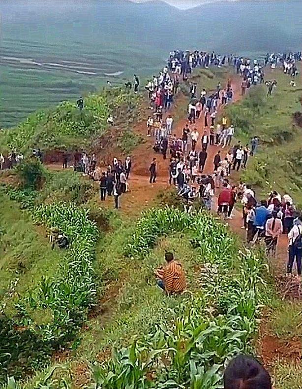 贵州威宁秀水镇传出“龙叫”,每日上万人围观,是真的吗?