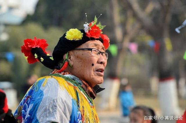 我50出头,不想干活了,想叫儿子给我养老,法律会支持我吗?