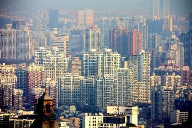 近年来，我们夏天越来越热是为什么？